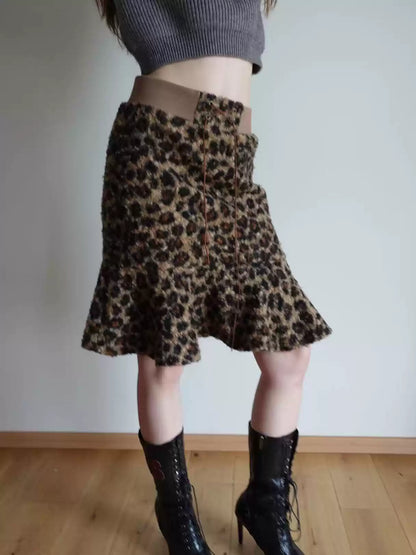 LEOPARD PRINT KNIT MIDI RUFFLE HEM SKIRT